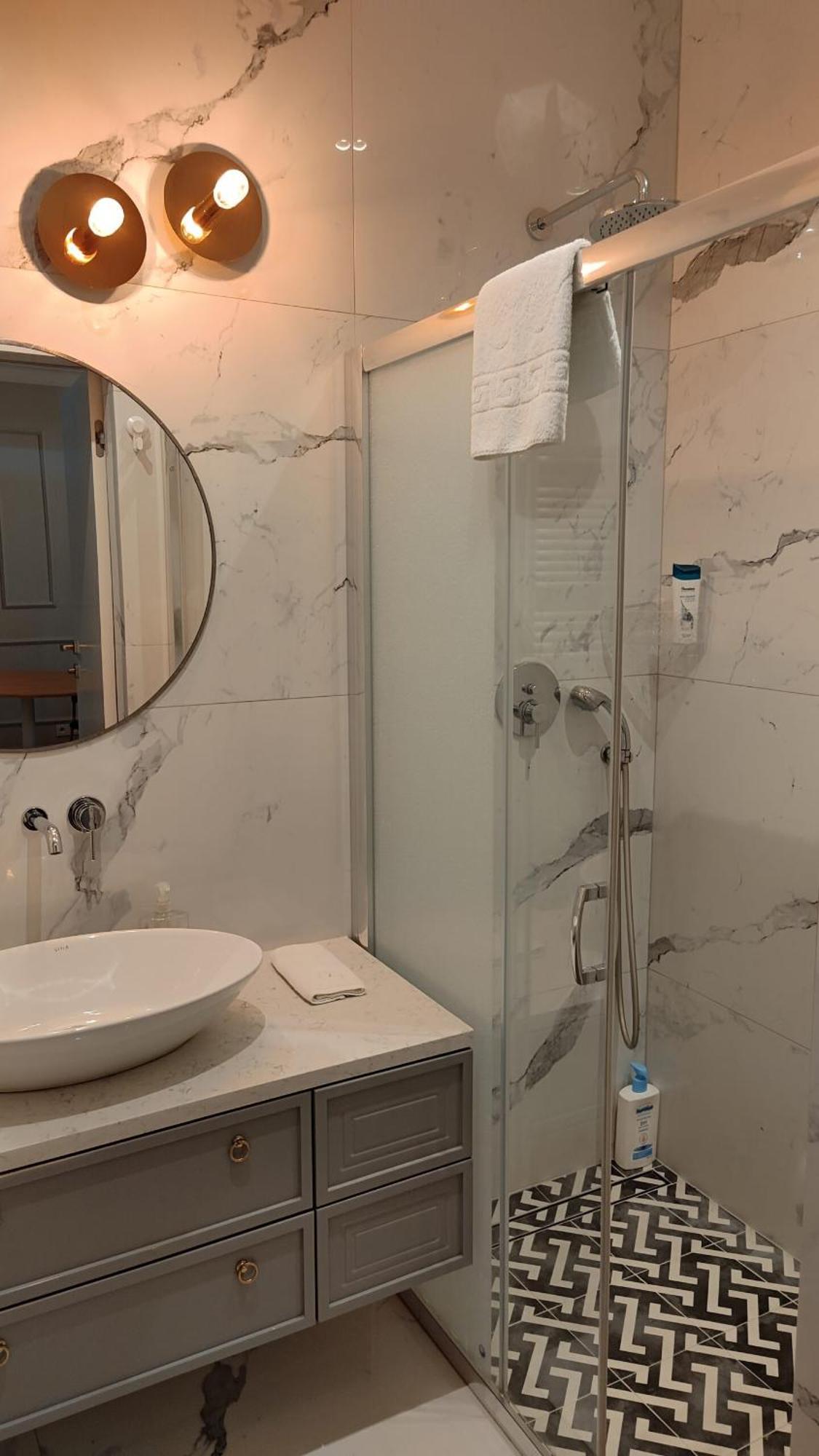 Vipwarsawapartments Sapphire Mennica Residence Exteriör bild